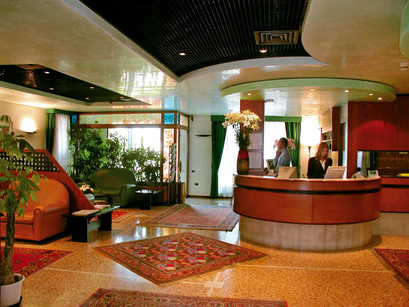 Antica Postumia Hotel Vedelago  Bagian luar foto