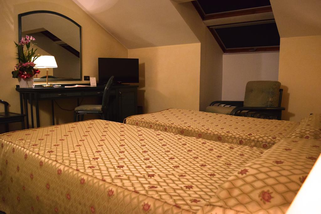 Antica Postumia Hotel Vedelago  Bagian luar foto